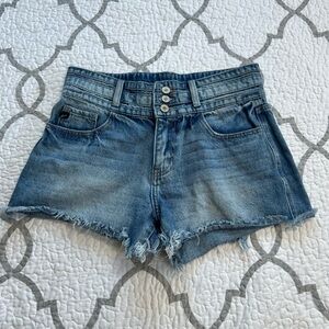 KanCan Tilly High Rise Denim Shorts Women’s size 7/27